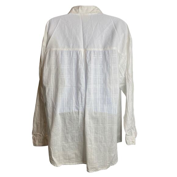 Chico's Womens White Striped Textured Button Up Indian Cotton Shirt Size 2 Large - Picture 2 of 12